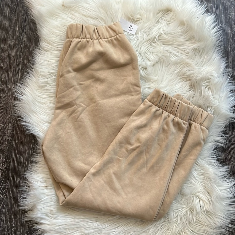 GAP tan sweatpants BNWT